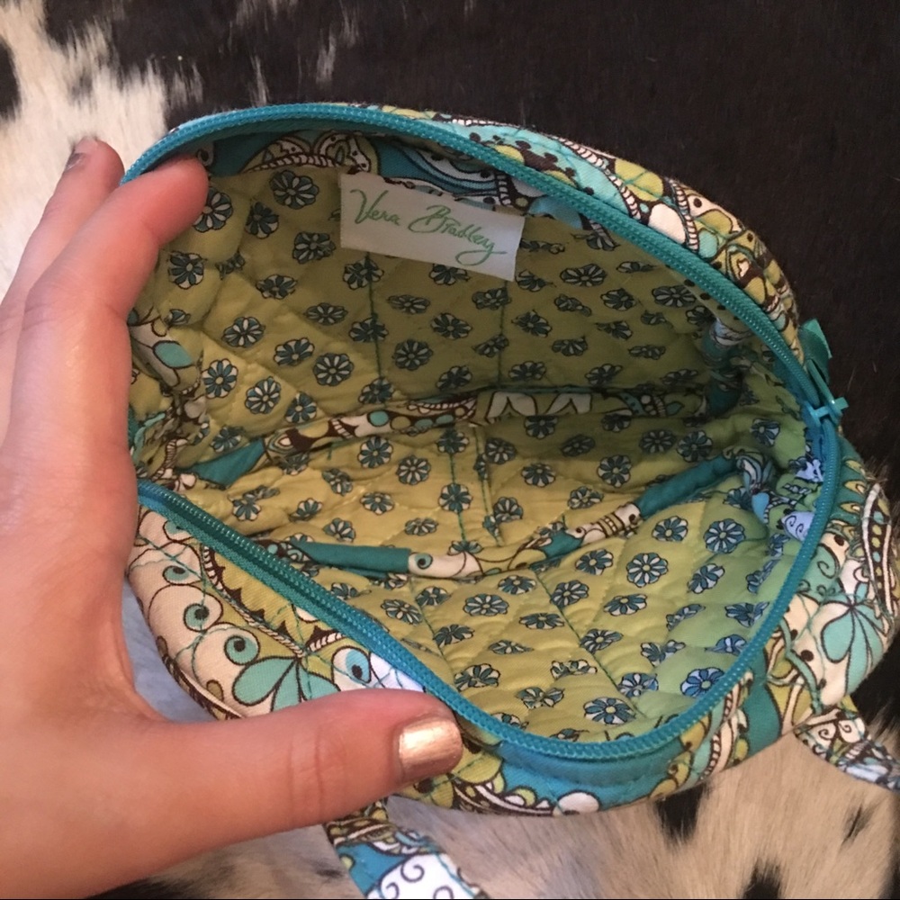 Rare Vera Bradley Retired Peacock Pattern Bag - image 3